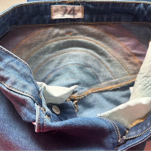 WeThe FreeSomewhere OverTheRainbowflare jeans blue wash with a rainbow accent - Picture 14 of 14